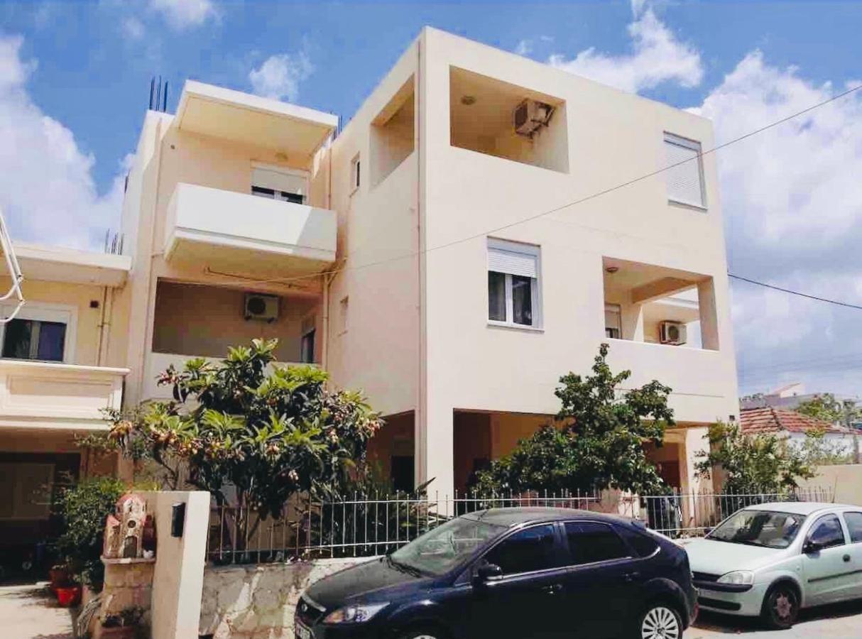 Beachfront Lux Apartments & Gym 4 Chania  Buitenkant foto